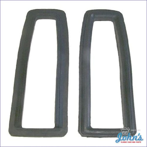 Tail Light To Body Gaskets - Pair X